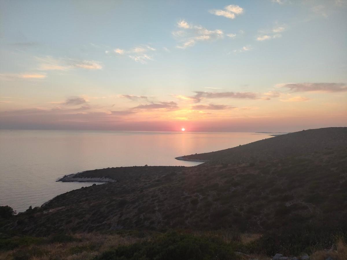 Sea & Sun Apartments Žman Dış mekan fotoğraf